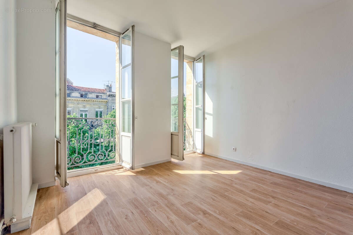 Appartement à BORDEAUX