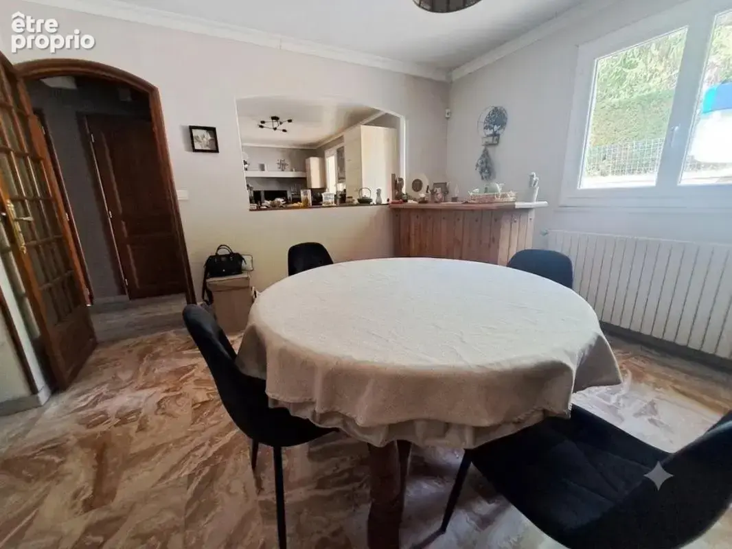 Maison familiale 5 pieces avec sous-sol total - guillerval (91) - photo 5