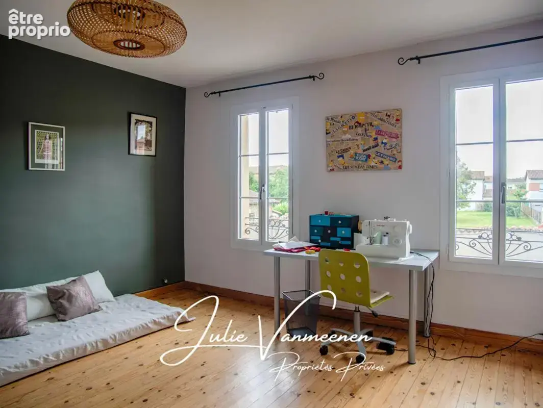Maison Roquettes 7 pièce(s) 185.06 m2 - photo 12