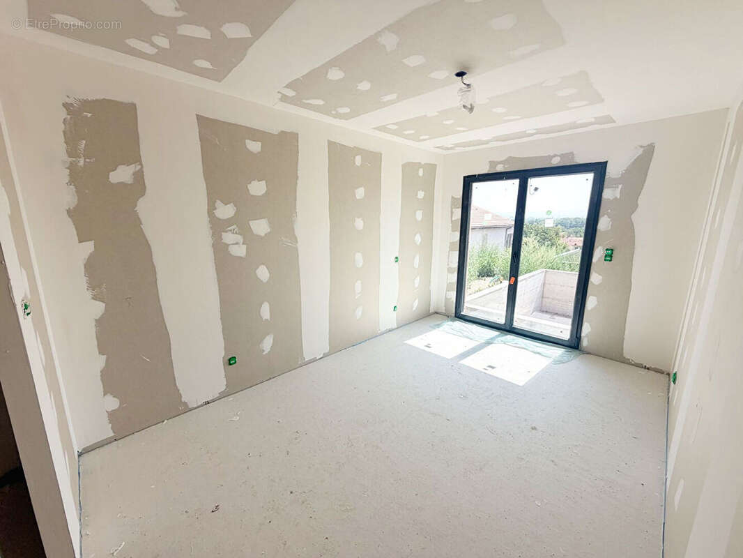 Villa 5 pièces de 119 m2 avec piscine - photo 17