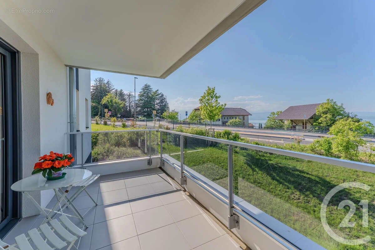 Appartement à EVIAN-LES-BAINS