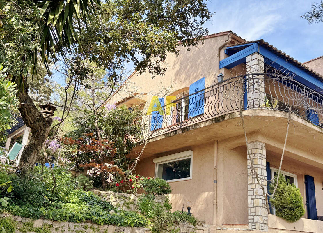 Maison à SAINT-RAPHAEL