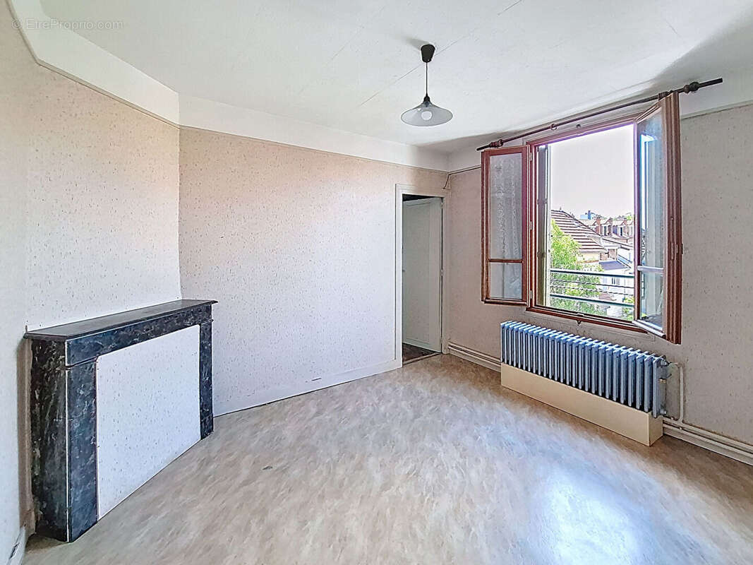 Appartement à CACHAN