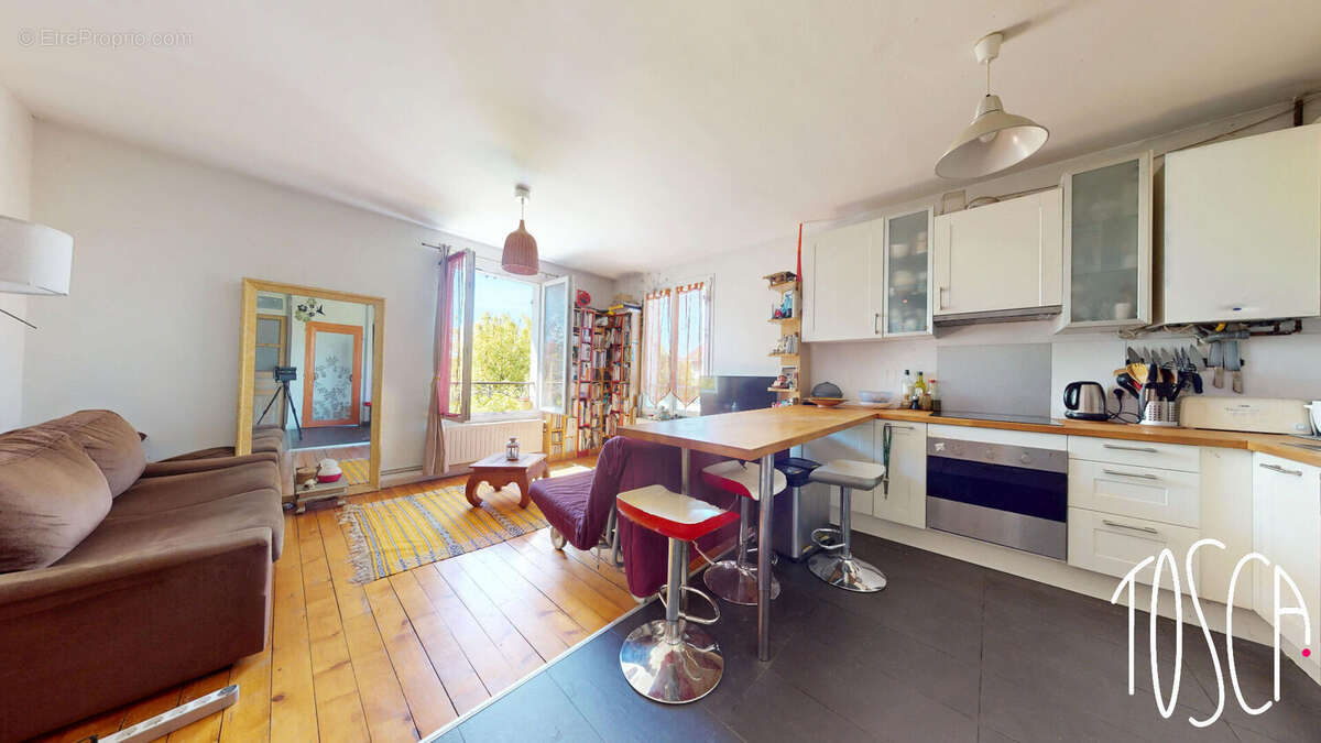 Appartement à CHOISY-LE-ROI