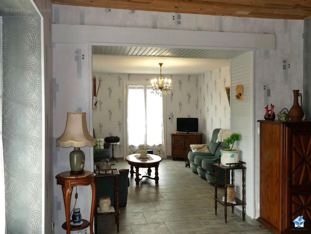 Maison à LIERNOLLES