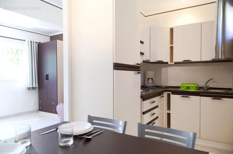 INVESTISSEMENT LOCATIF  SARI-SOLENZARA  Résidence de Tourisme Lisa Maria  3,33% de rentabilité - photo 4