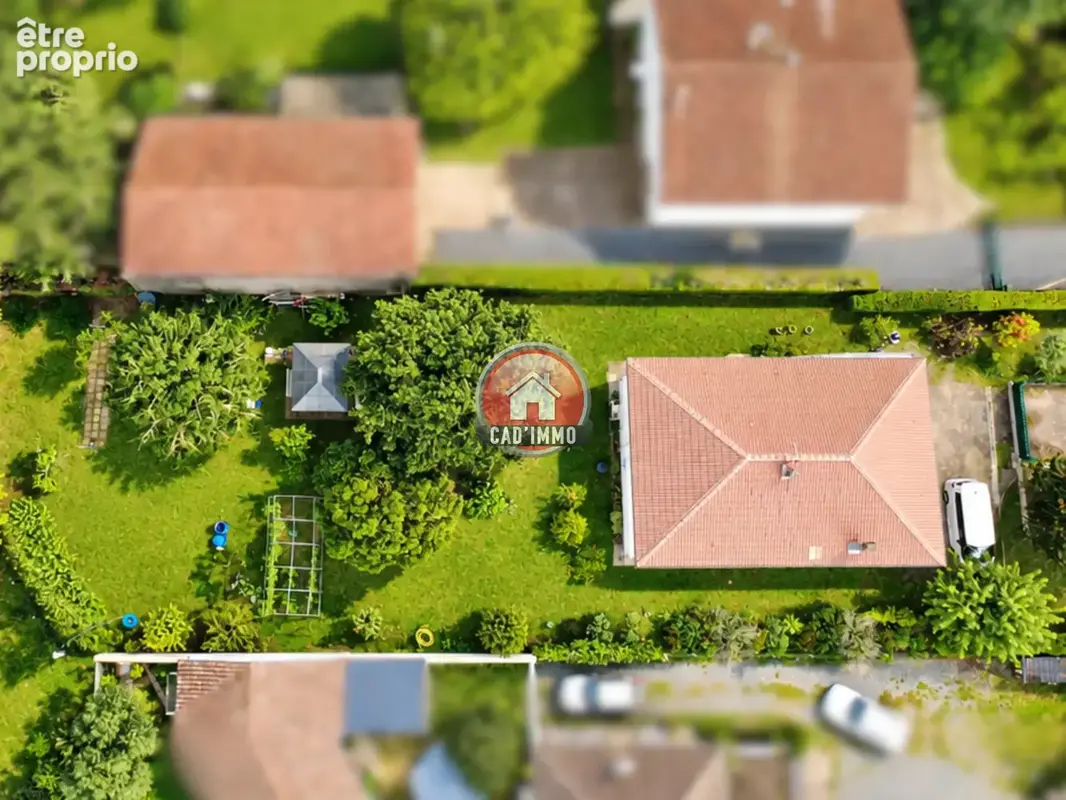  une maison familiale, lumineuse et parfaitement entretenue ! - photo 2