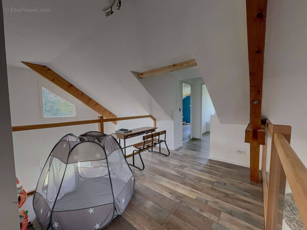 Maison à LES ECORCES