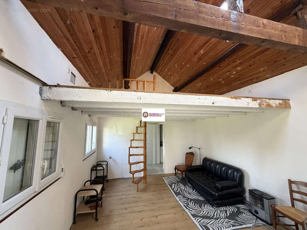 Maison à LE MELE-SUR-SARTHE