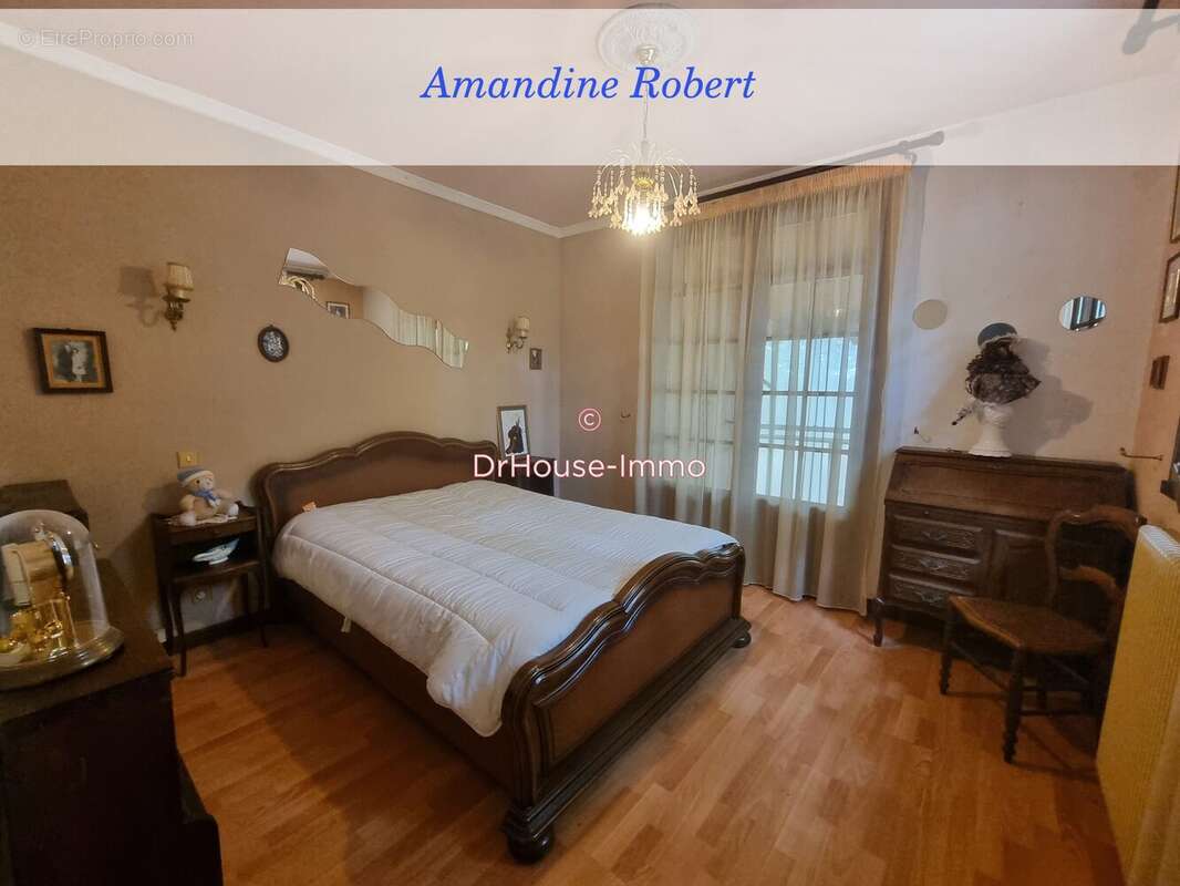 Maison à LABOUQUERIE