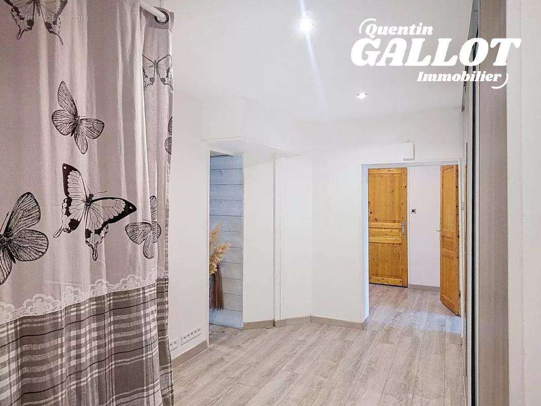 Maison à SAINT-PIERRE-BROUCK