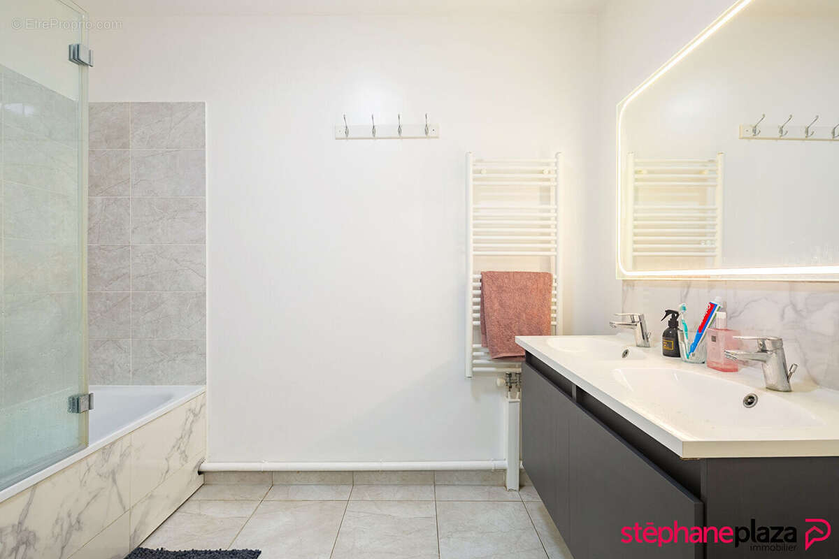 Appartement à BEZONS