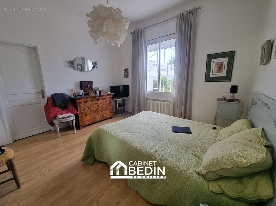 Maison 198 m² à Gujan-Mestras  - photo 5