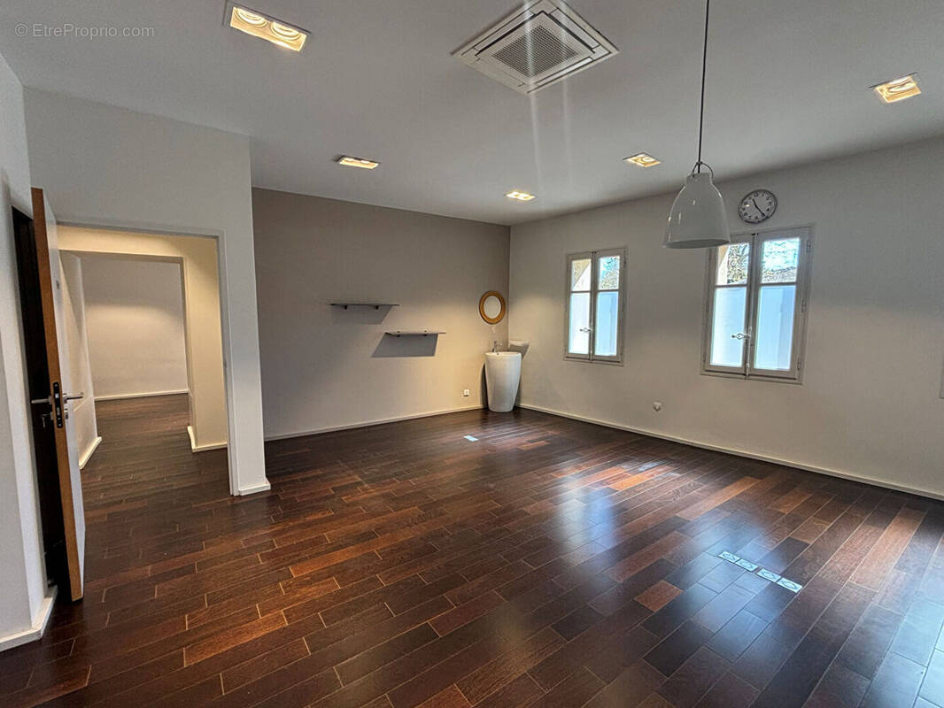 Appartement à ROGNES