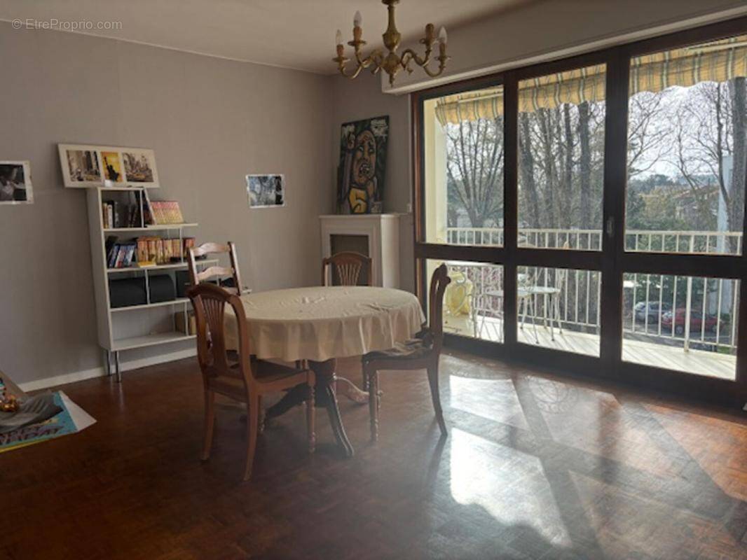 Appartement à LE BOUSCAT