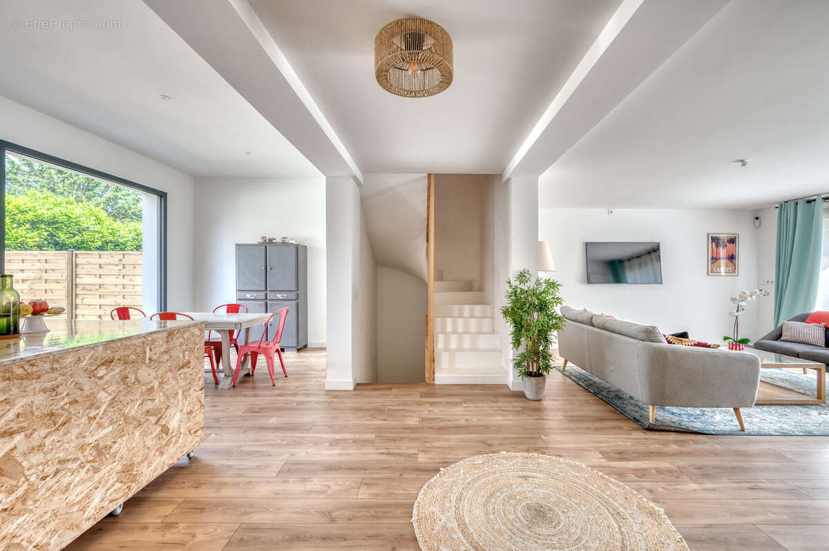 Maison à CROISSY-SUR-SEINE