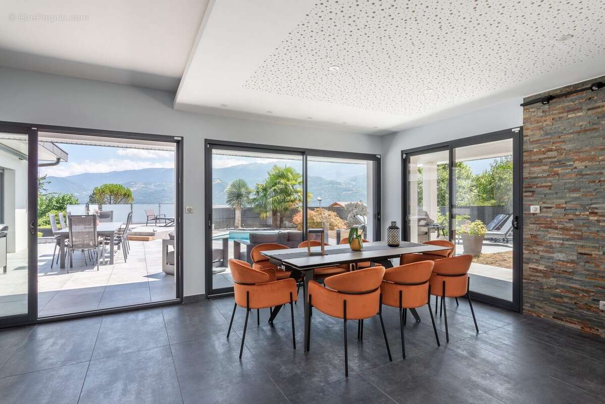 Maison 7 pièces 180 m² à vendre à Bernin (38190) - photo 6