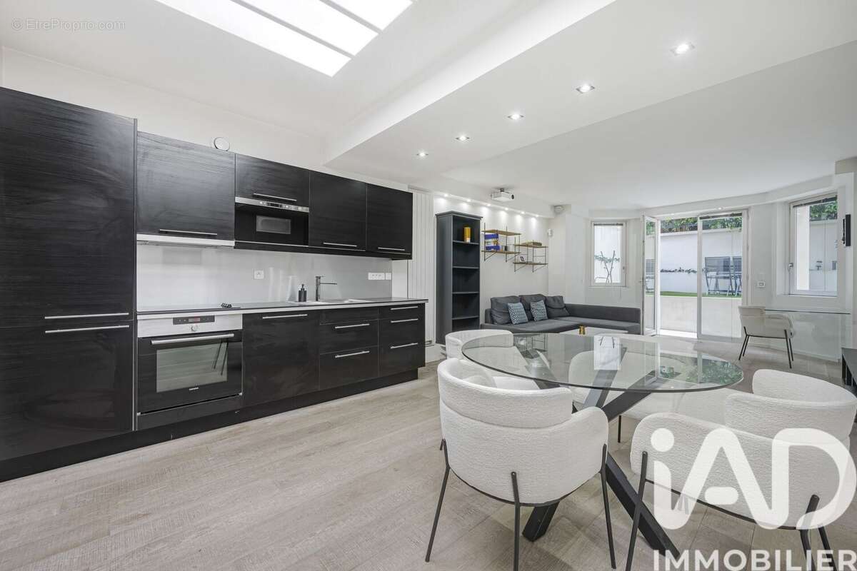 Photo 4 - Appartement à NEUILLY-SUR-SEINE