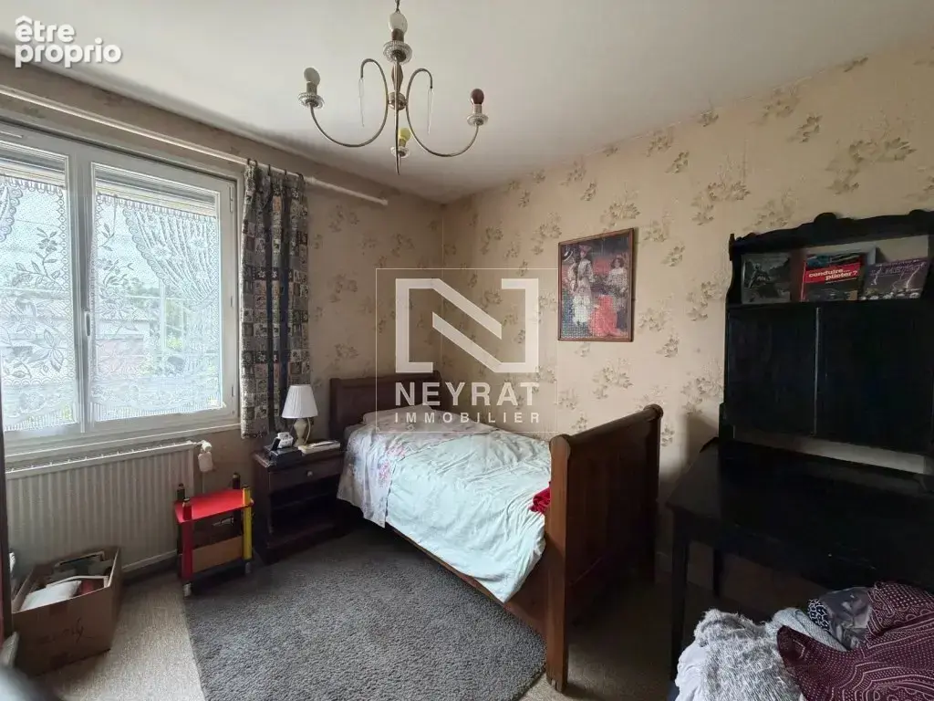 Maison familiale de 196 m² avec 6 chambres, dépendance et grand terrain à Paray-le-Monial - photo 6