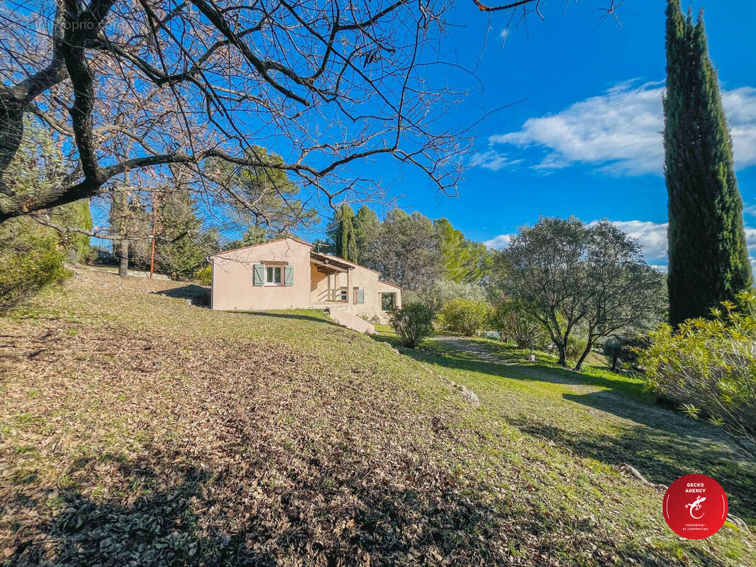 Maison à FIGANIERES
