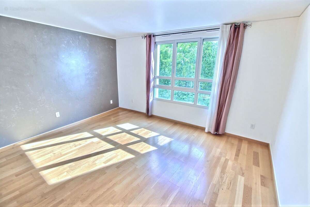 Photo 2 - Appartement à PARIS-12E
