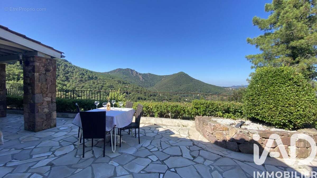 Photo 6 - Maison à FREJUS