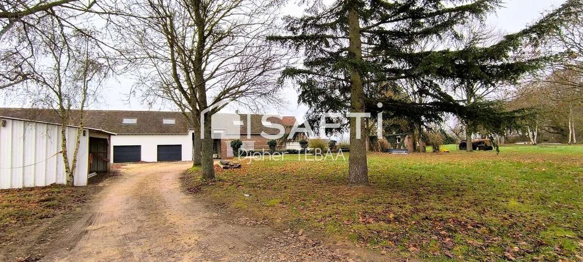 Photo 3 - Maison à MAILLEBOIS