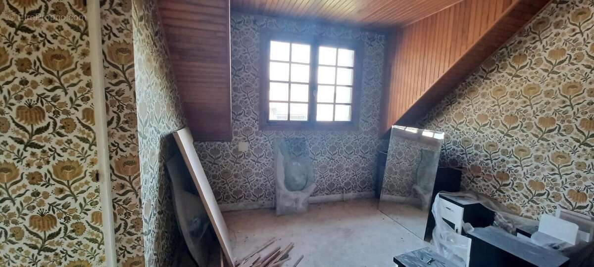 Appartement à NEUVEGLISE