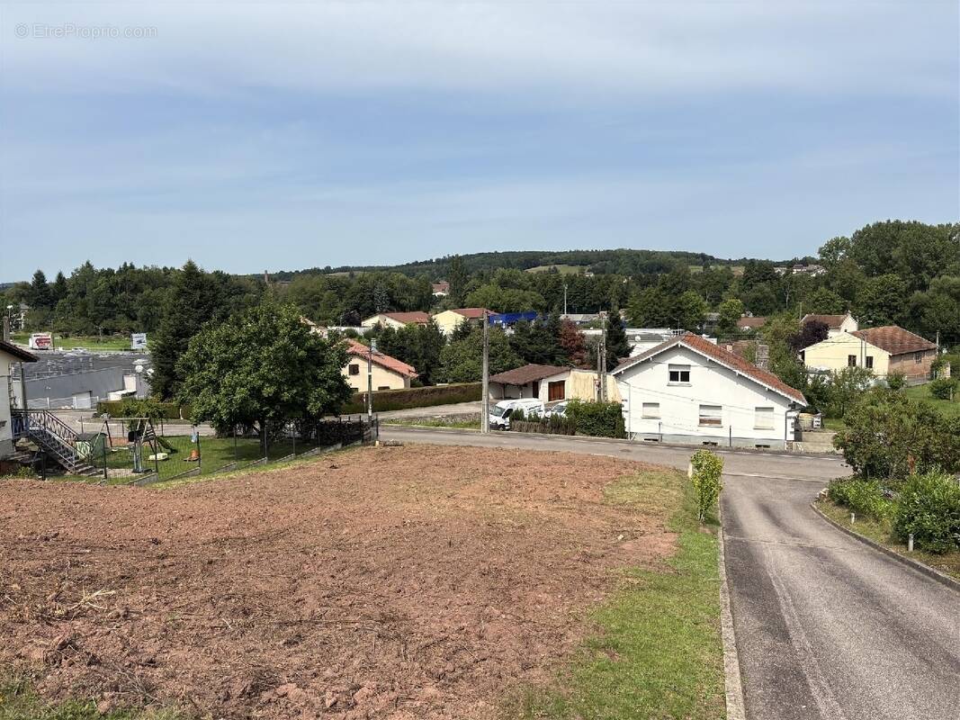 Terrain à DENEUVRE