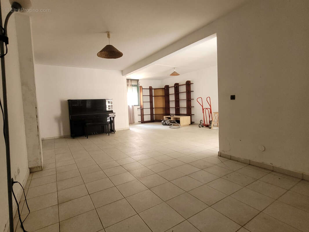 Appartement à POINTE-A-PITRE