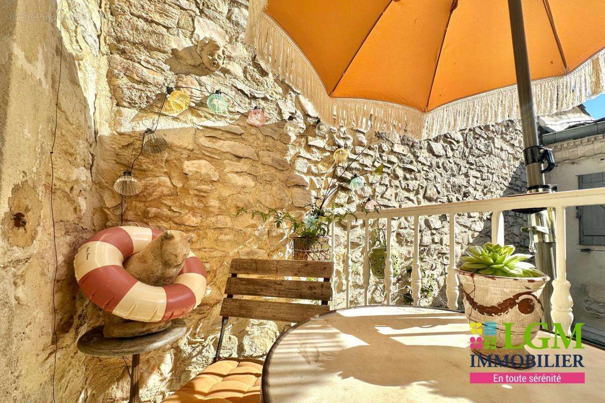 NIMES - Appartement arènes - photo 5