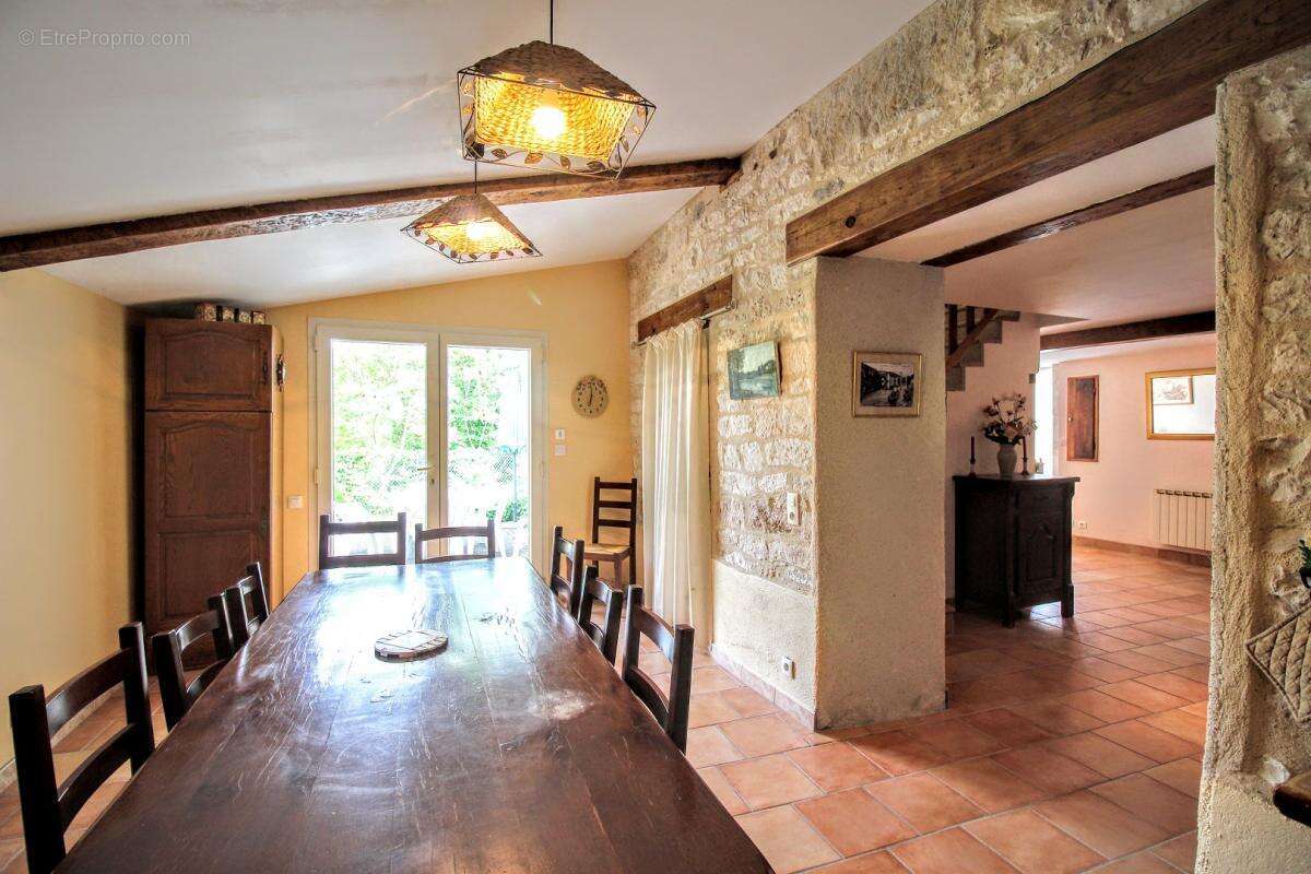 Maison à SAINT-MATRE