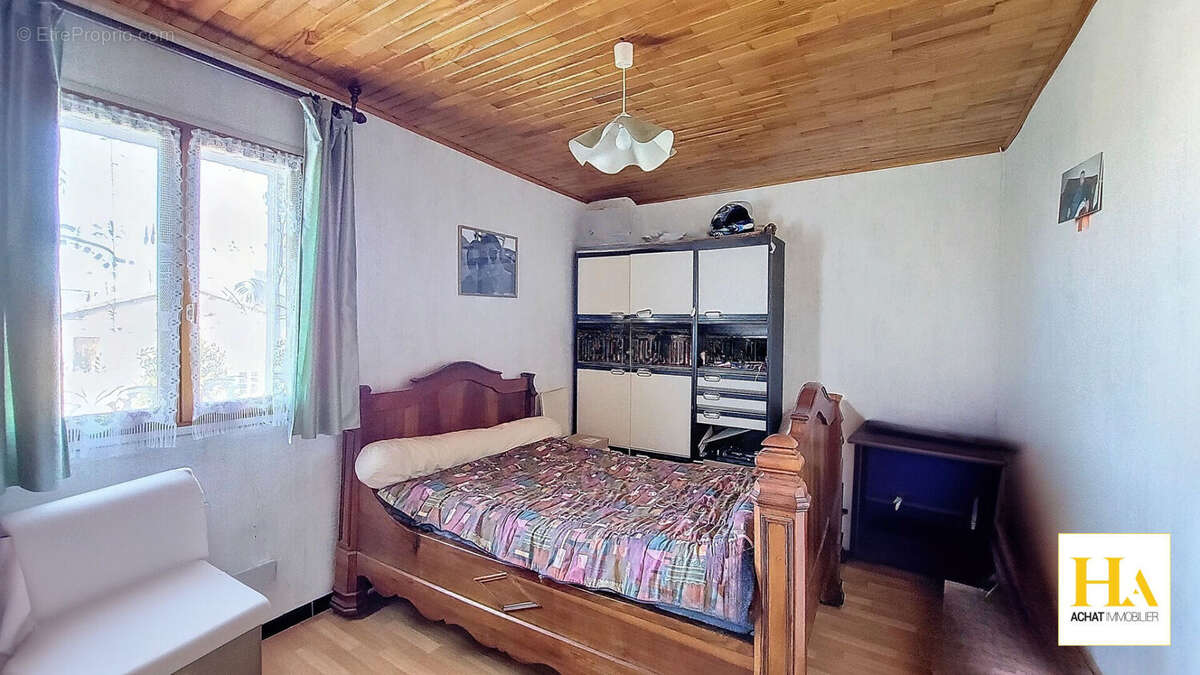 Maison à CHATEAUNEUF-SUR-ISERE