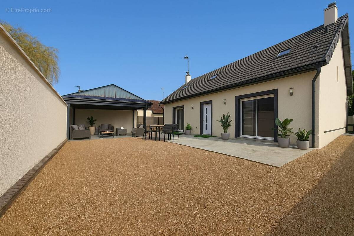 Maison à CHALON-SUR-SAONE