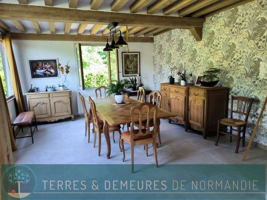 Maison à CORMEILLES