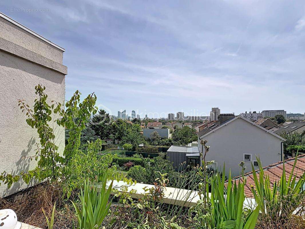 Appartement à NANTERRE