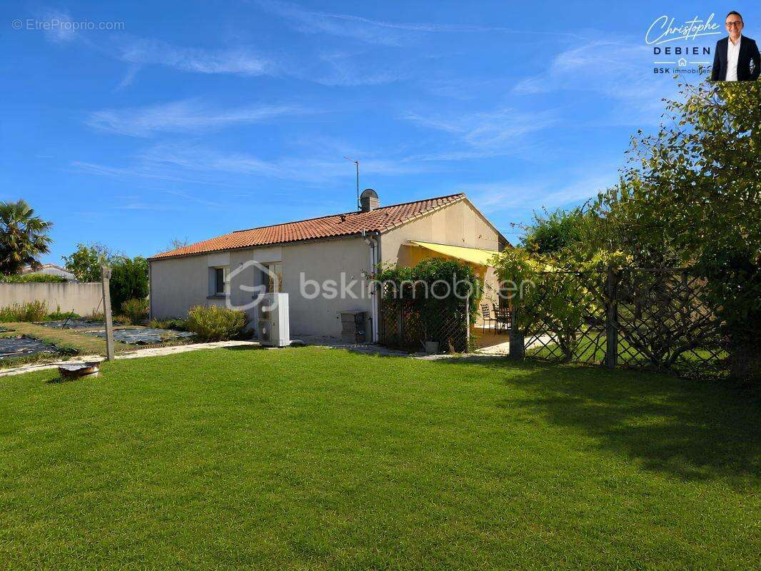 Les brouzils – maison 108 m² – 3 chambres + bureau – terrain 1 213 m² – dépendance - photo 15