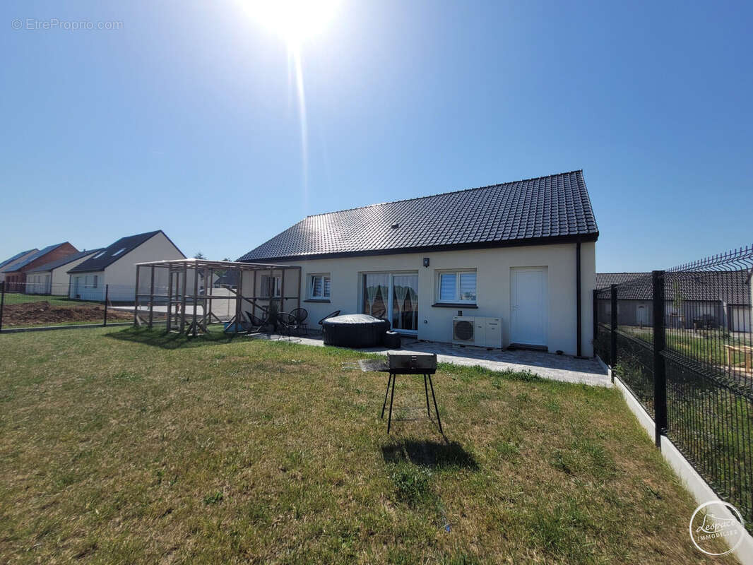 Maison à GUINES