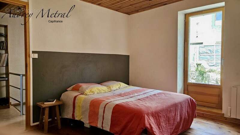 Maison de village en pierre mitoyenne à vendre à Ruffieux, d'env.65 m2 habitable, 1h de Genève, 45 minutes d’Annecy et 30 minute - photo 6