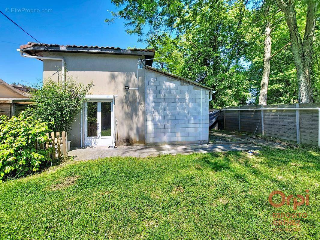 Maison à AMOU
