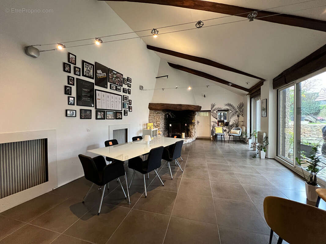 Maison à MONTFORT-L'AMAURY