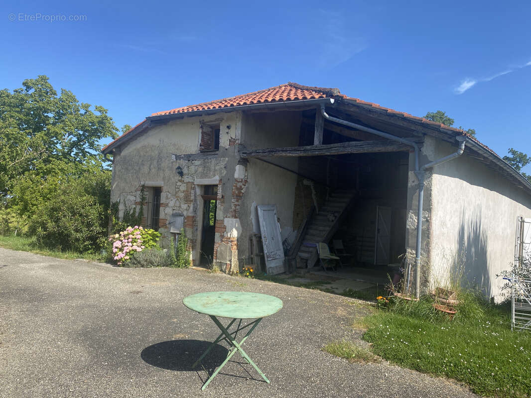 Maison à BOUDOU