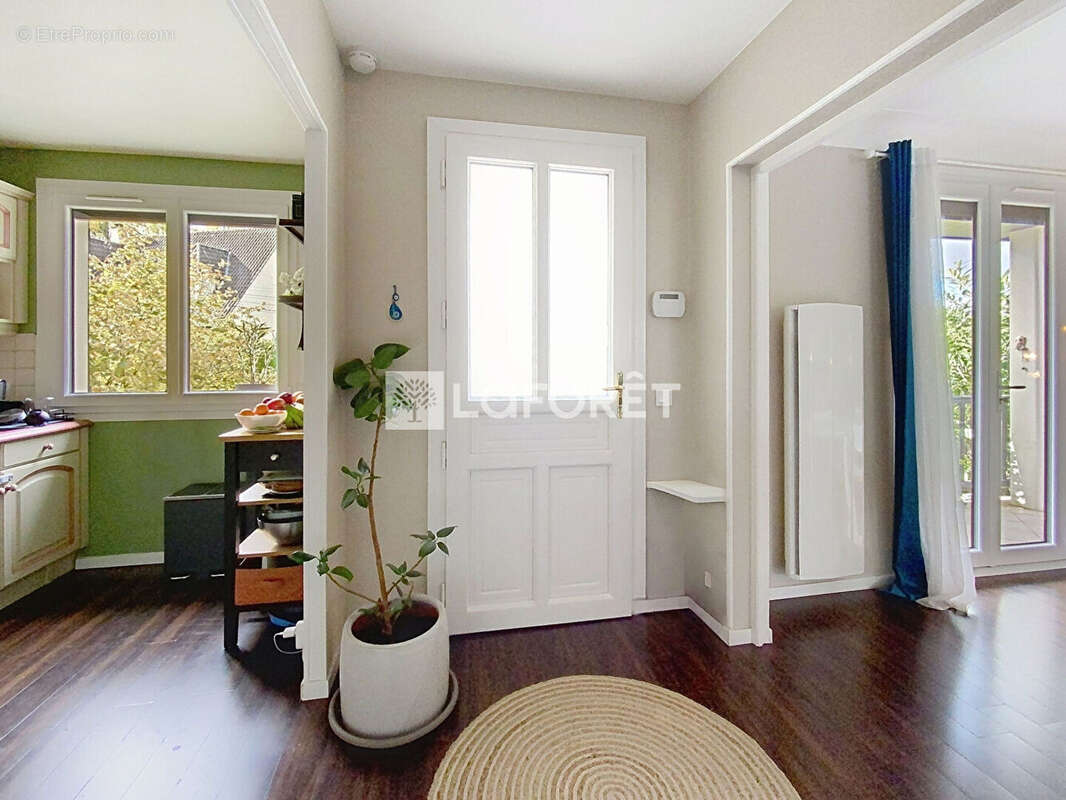 Maison à VERNEUIL-SUR-SEINE