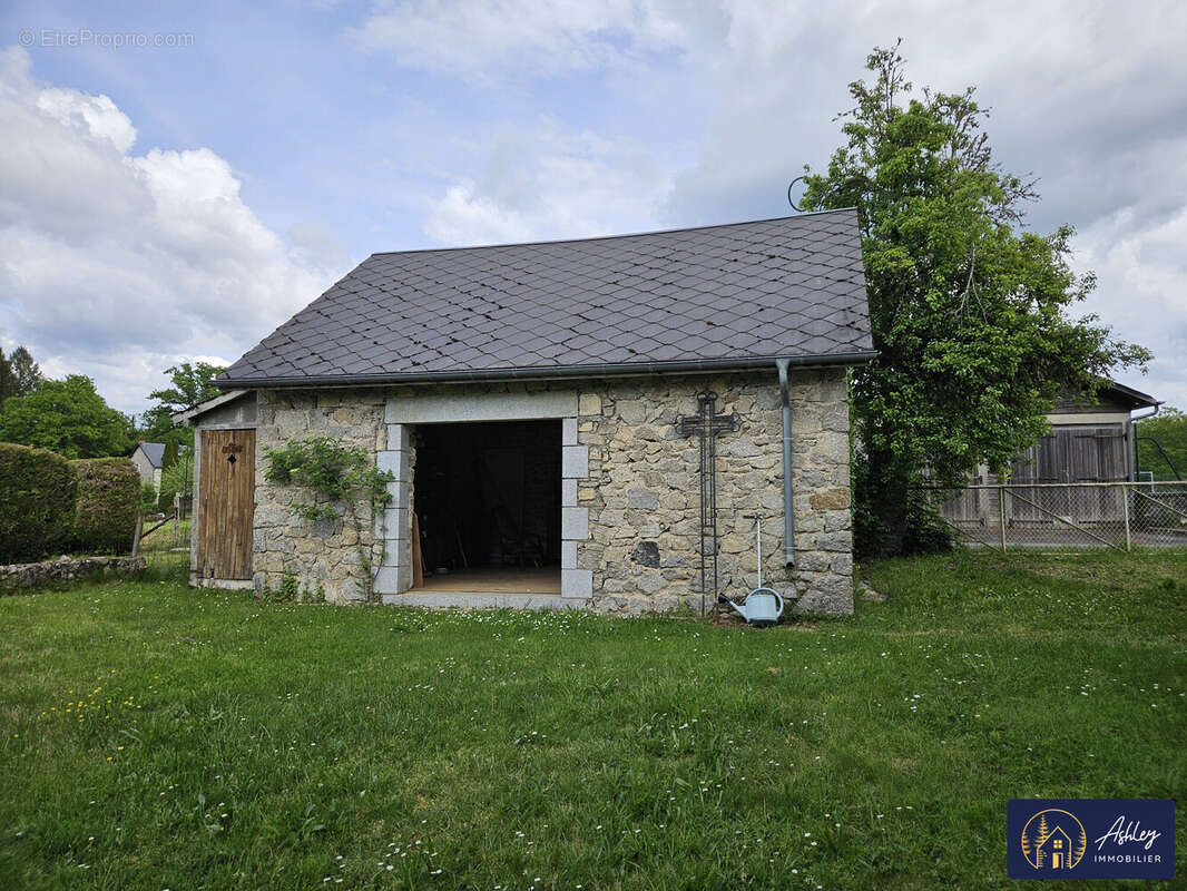 Maison à COMBRESSOL
