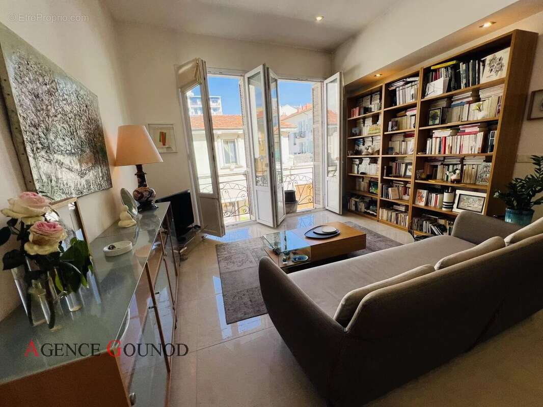Appartement à NICE
