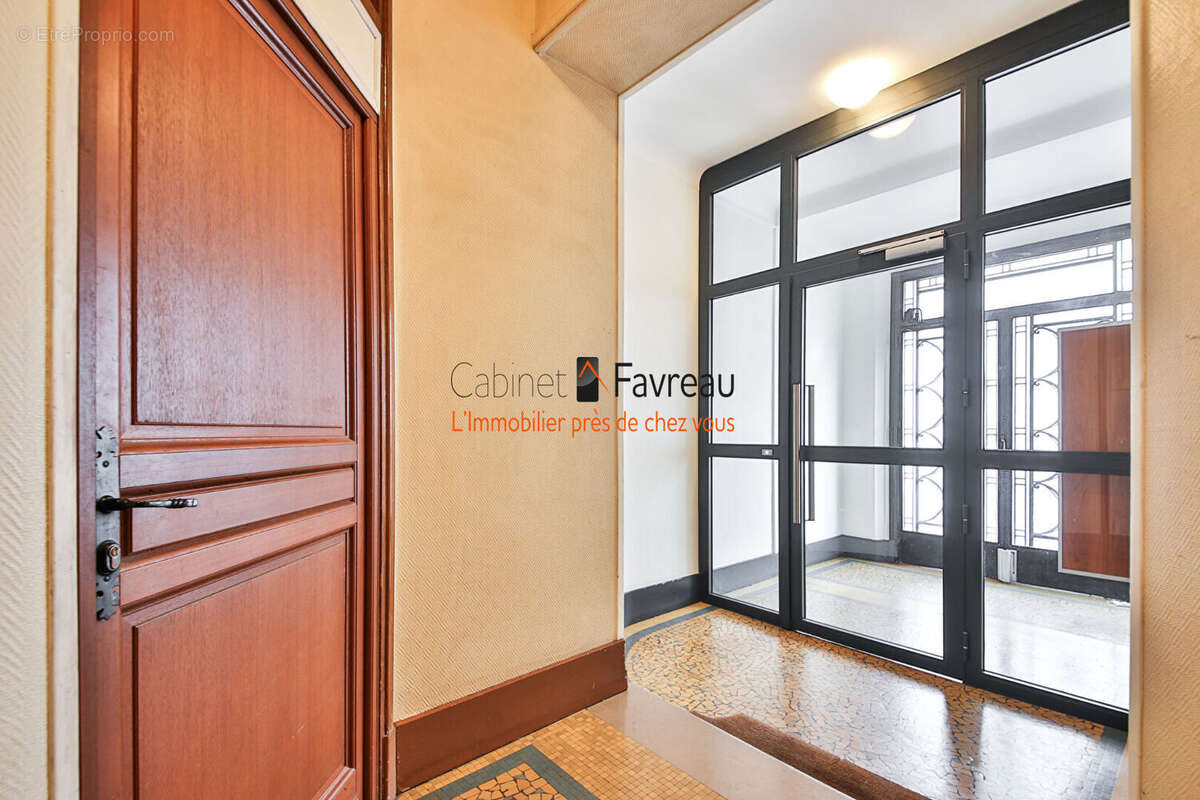 Appartement à MONTROUGE