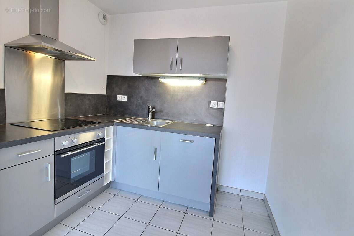 Appartement à VIRY