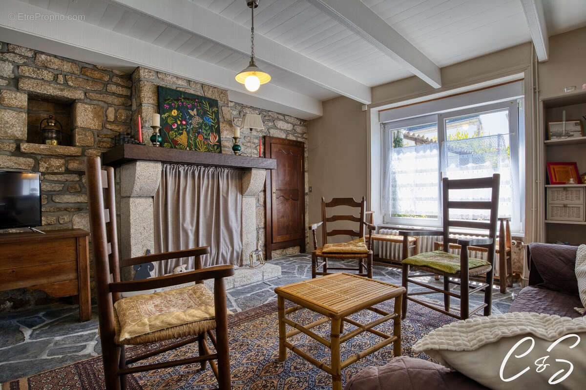 Maison à PLOBANNALEC-LESCONIL