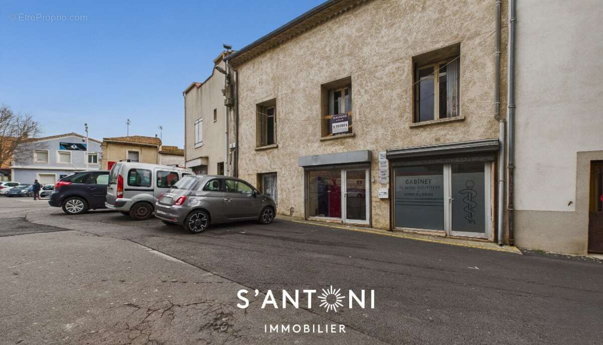 Vias Village  Immeuble avec 2 locaux commerciaux + maison de ville - photo 4