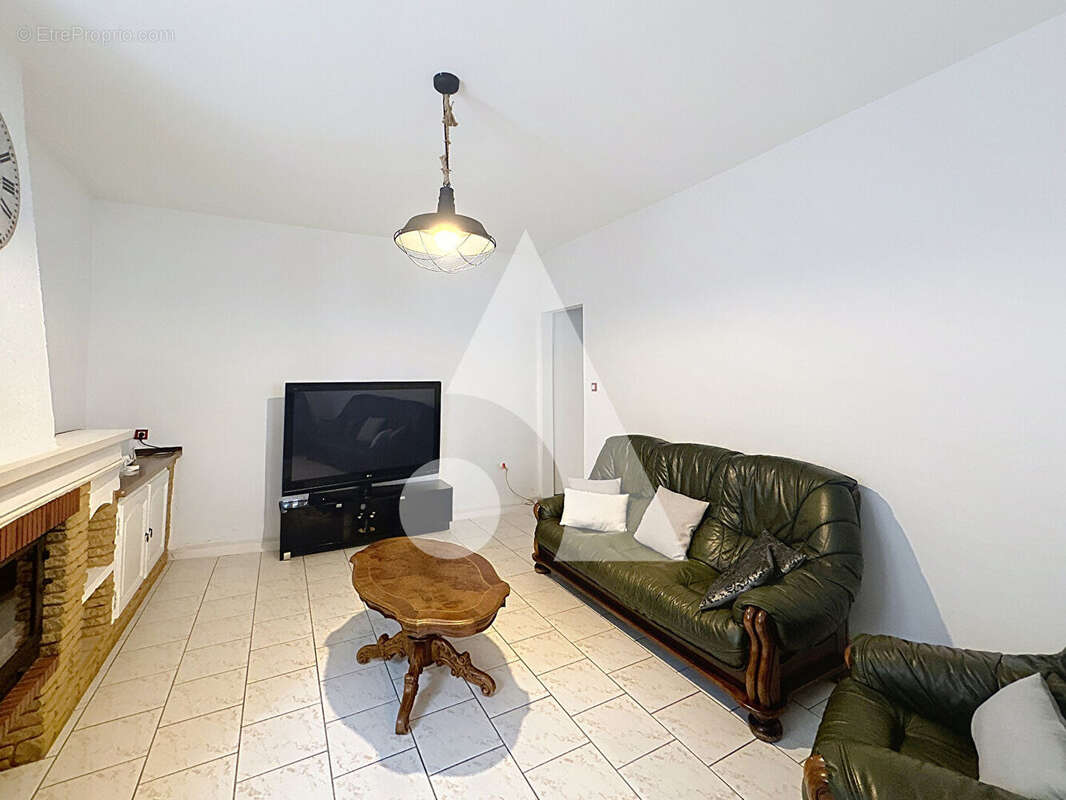 Maison à FRESNES-SUR-ESCAUT